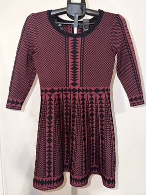 Nina Leonard Black and Wine Patterned Knit Midi Dress